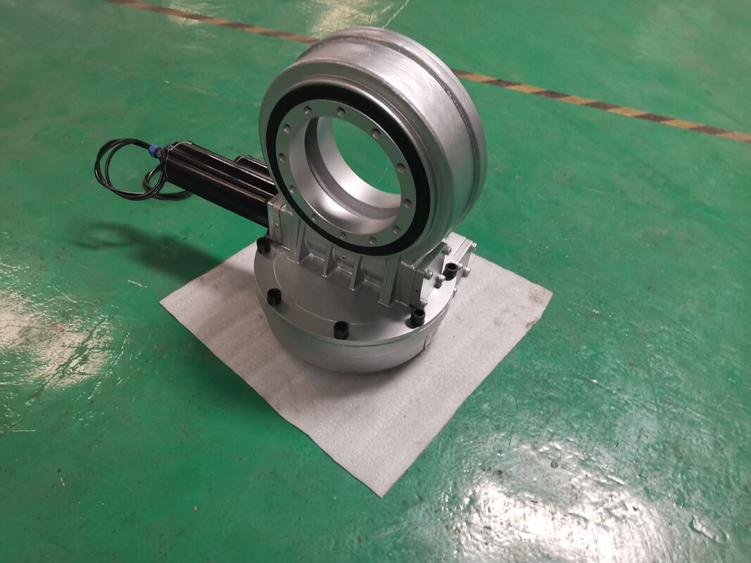 SDE12 2 Axis IP66 Waterproof 16000Nm Output Torque for Dual Axis Solar Tracking System Heavy Duty Industrial Slewing Drive