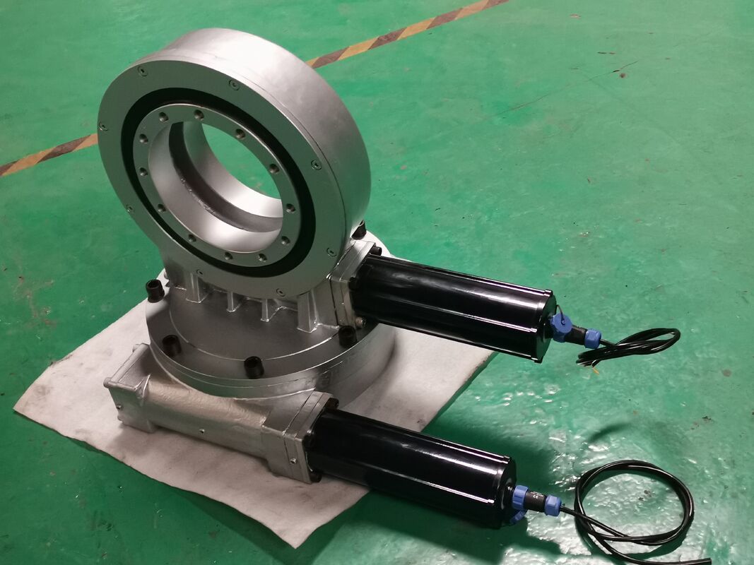 SDE12 2 Axis IP66 Waterproof 16000Nm Output Torque for Dual Axis Solar Tracking System Heavy Duty Industrial Slewing Drive